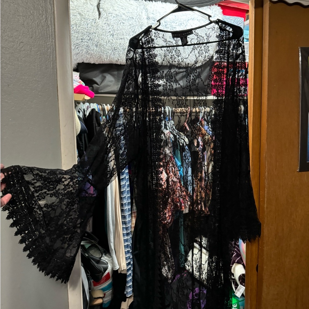 Rue 21 lace cover